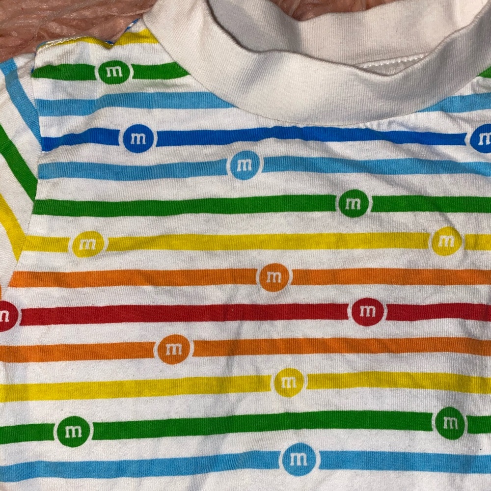 m&m t shirt - 2t - Picture 3 of 4